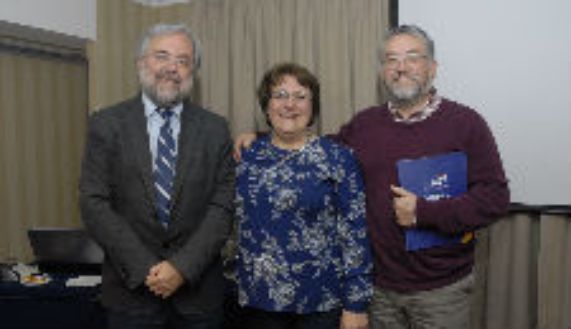 Doctor Manuel Kukuljan, profesora Ivonne Ahlers y doctor Leonardo Urrutia