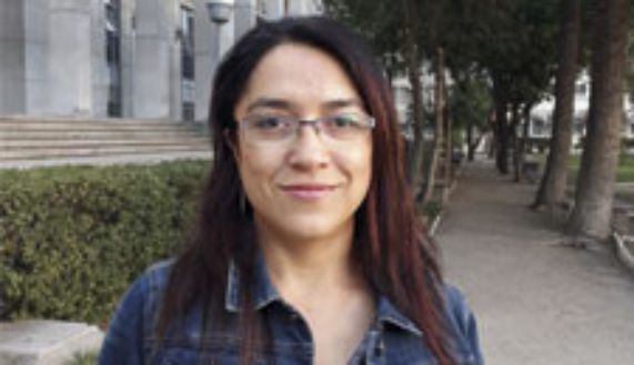 Alejandra Espinosa, académica del Departamento de Tecnología Médica