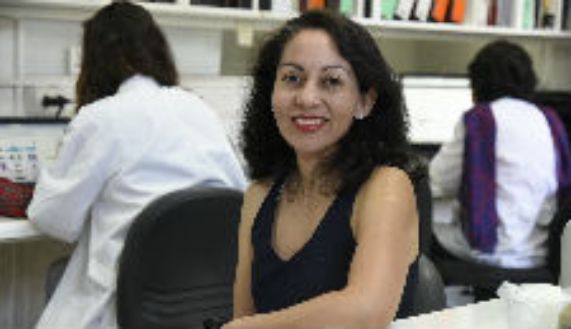 Dra. Yalda Lucero