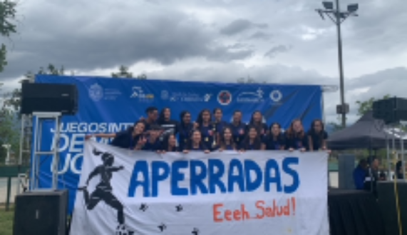 El equipo de Futbolito Femenino ganó el primer lugar. 