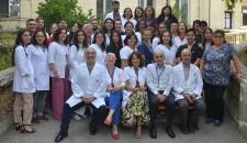 El doctor Fernando Cassorla junto a todos los integrantes del Instituto de Investigaciones Materno Infantil, IDIMI