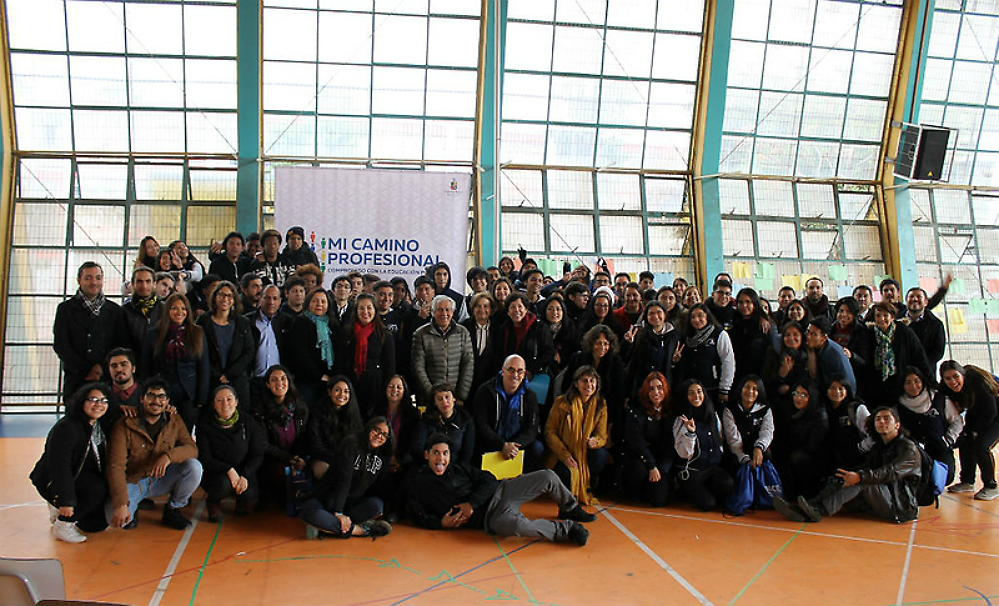 Universidad de Chile fortalece vínculo con estudiantes de liceos