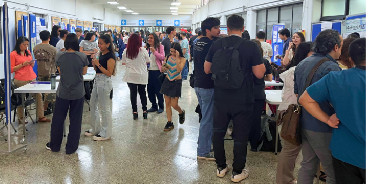 Estudiantes de la salud presentan intervenciones comunitarias en Feria MIIM 2025