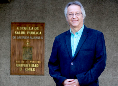 Doctor Óscar Arteaga, director de la Escuela de Salud Pública