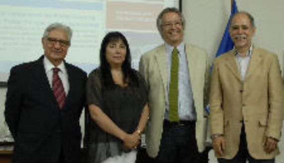 Doctores Ramiro Molina, Adela Montero y Óscar Arteaga junto al profesor Juan Cortés. 