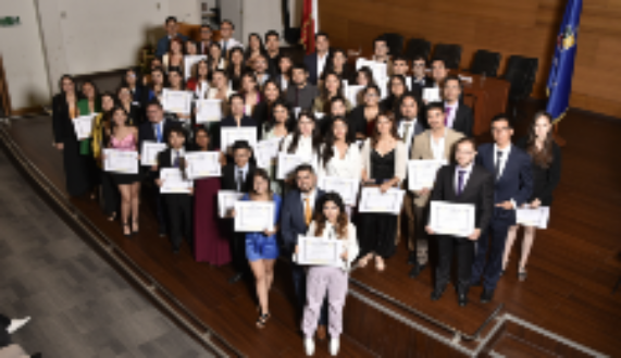 La generación 2021 de tecnólogos médicos de la Facultad de Medicina de la Universidad de Chile