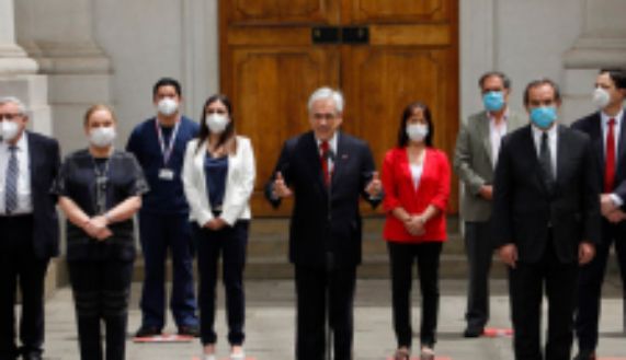 El Presidente Piñera se reunió con los académicos de la Facultad de Medicina de la Universidad de Chile que participan en ensayos clínicos de vacunas contra el Covid-19