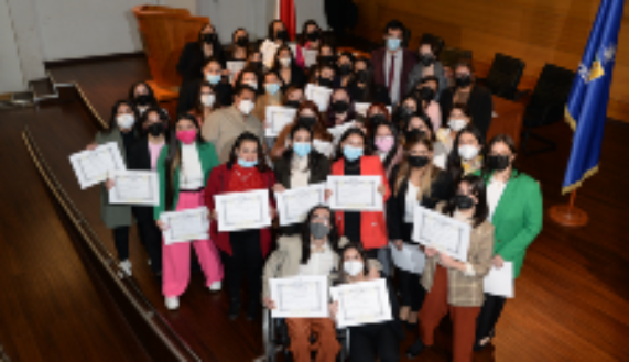 La generación 2021 de terapeutas ocupacionales de la Facultad de Medicina de la Universidad de Chile
