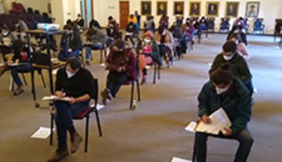 167 egresados de la promoción 2020 de la Facultad de Medicina de la U de Chile rindieron el examen Eunacom
